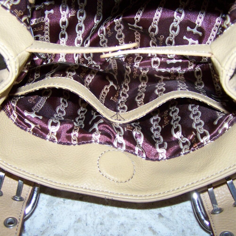 Tiganello Tan Leather Bucket Bag with Matching Key Fob - Picture 4 of 8
